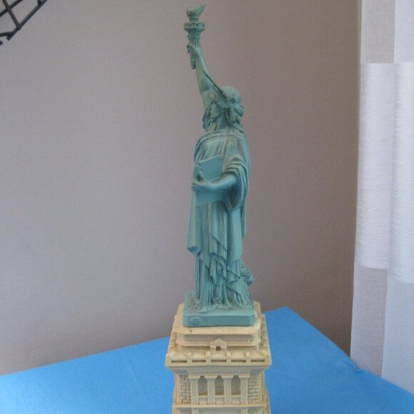 1982 SL/.EIF INC VINTAGE 15” LADY Statue of LIBERTY 1984 Wang Jida New York - Picture 4 of 16